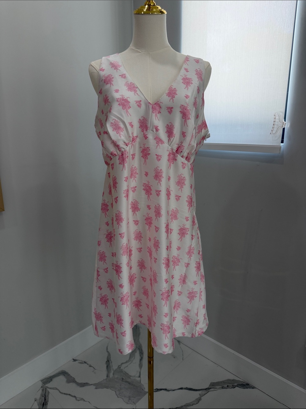 Jessica Simpson White Chemise with Pink Floral Motif
